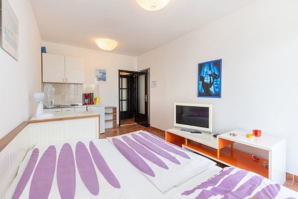 Apartments Ilija Njavro - Studio Apartment with Balcony (Apartment 1) - thumbnail 5