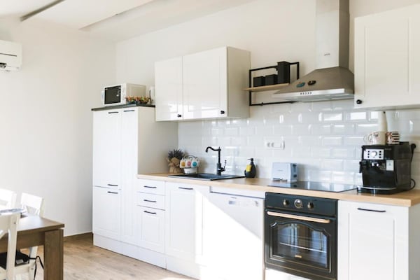 Ruim 3-slaapkamerappartement met balkon en gedeeld zwembad in Radovin - thumbnail 4