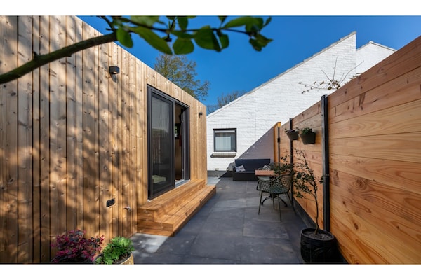 Tinyhouse La Mouette: minimalistisch genieten tussen bos en duinen in Zoutelande - thumbnail 5