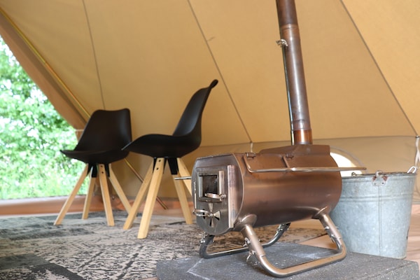 Glamour tent Kreas: Luxe kamperen in De Friese Wouden - thumbnail 3