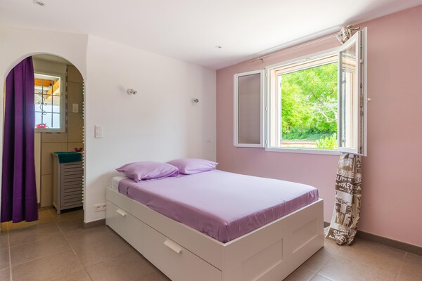 Gerenoveerd huis met tuin bij Pernes-les-Fontaines, 5 personen - thumbnail 3