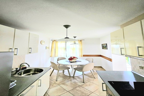 Sfeervol studio-appartement met zonnig terras in rustig Lapad, vlakbij strand - thumbnail 4