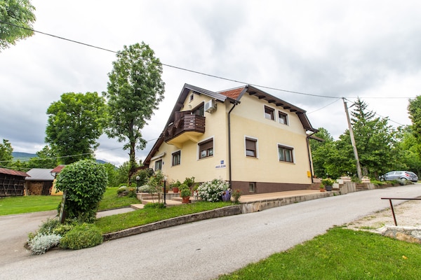 Knus appartement aan de rivier Korana bij Plitvička Vrela - thumbnail 1