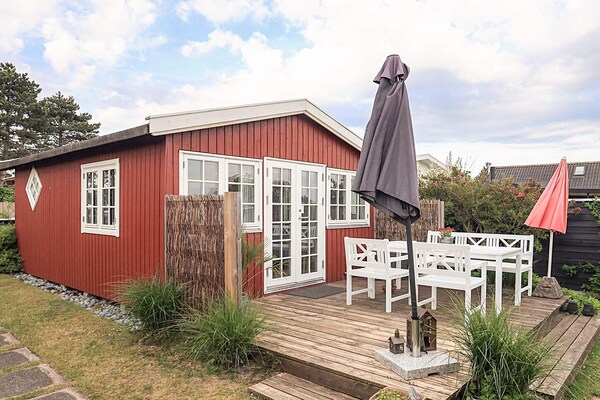 3-persoons vakantiehuis op 300 meter van zee in Karrebæksminde - thumbnail 1