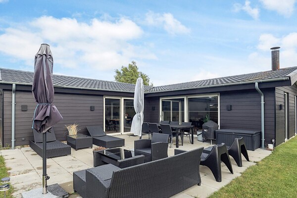 Vrijstaand vakantiehuis met whirlpool op 850m van strand Marielyst, Denemarken - thumbnail 4