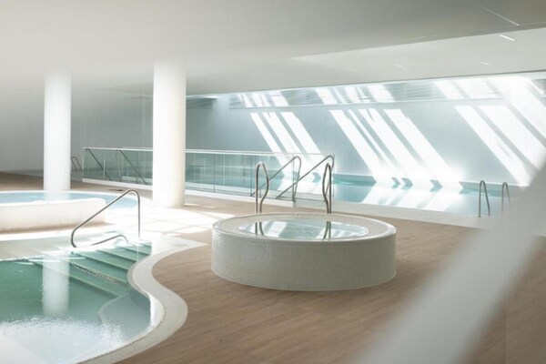 Appartement Pinea 520: 100m van strand met wellness & balkon - thumbnail 2
