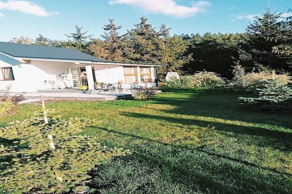 Modern vakantiehuis met jacuzzi bij golfbaan en Oostzee op Wolin - thumbnail 3