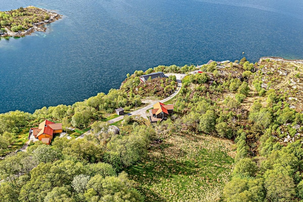 Vakantiehuis met panoramisch fjorduitzicht en privé-steiger bij Sognefjord - thumbnail 6