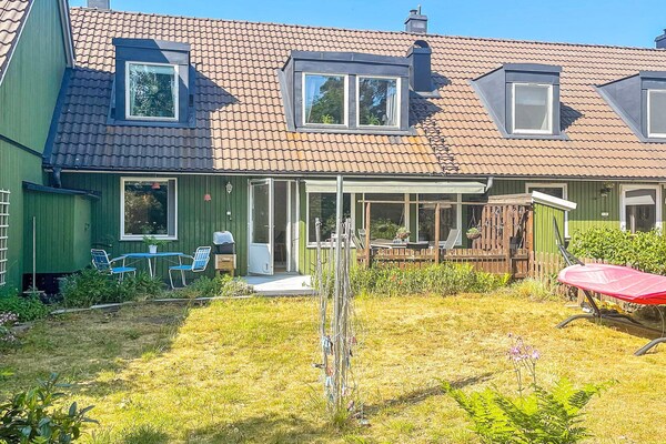 4-persoons vakantiehuis in Västervik op 1,4 km van de zee - thumbnail 4