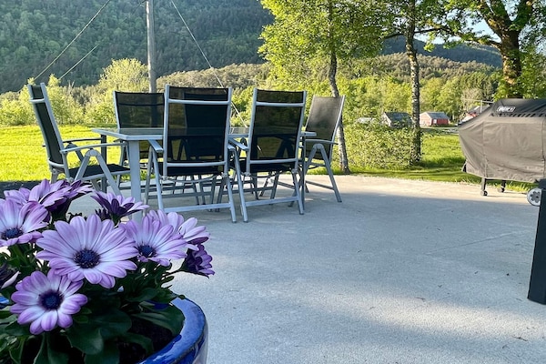 Vrijstaand vakantiehuis aan de Hardangerfjord met boot en privéterras - thumbnail 6