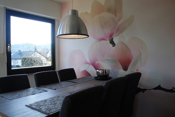 Ruim appartement in Winterberg met balkon, ideaal voor wintersport en wandelen - thumbnail 3
