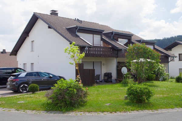 5-persoons appartement in centrum Winterberg op 500m van de piste - thumbnail 1