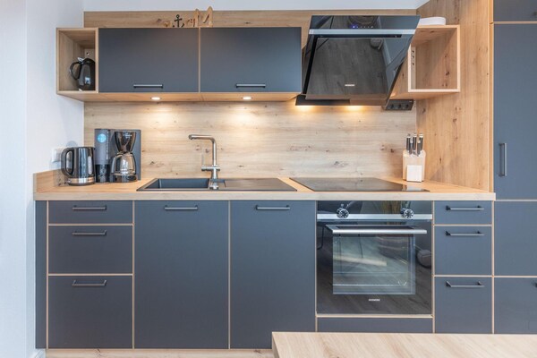 Lütje: Modern appartement met balkon in rustig St. Peter-Dorf, 1,7 km van zee - thumbnail 4