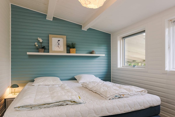 6-persoons vakantiehuis aan zee in Stege - thumbnail 5