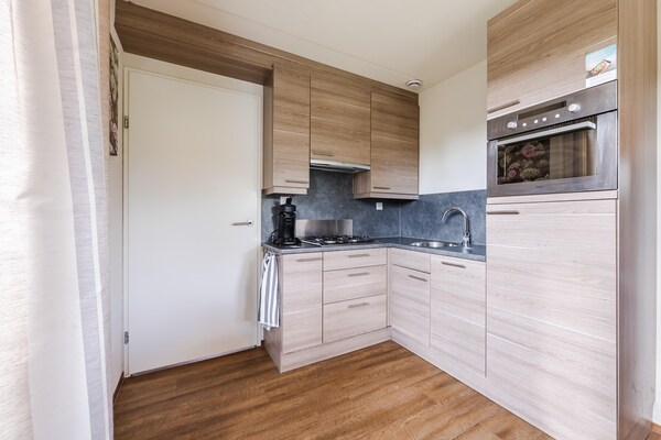 Luxe villa in Cadzand-Bad met sauna op 400 meter van het strand - thumbnail 4