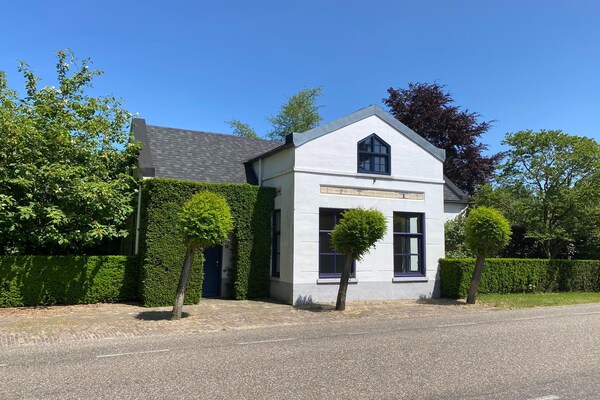 Dorpswoning Het Tolhuis: historisch tollenhuis voor 10 personen in Brabant - thumbnail 1