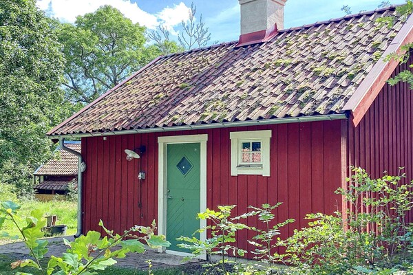 Charmant Zweeds vakantiehuis met houtgestookte sauna bij Uppsala - thumbnail 4