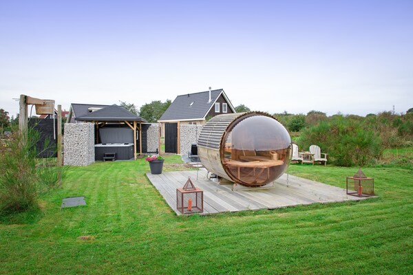 Duurzaam vakantiehuis met wellness in bosrijke omgeving, Texel - thumbnail 3