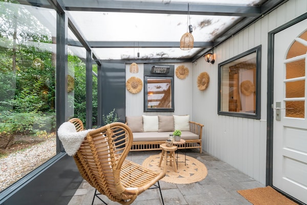 Luxe boshuisje Joy met sfeervol interieur in bosrijk Gelderland - thumbnail 5