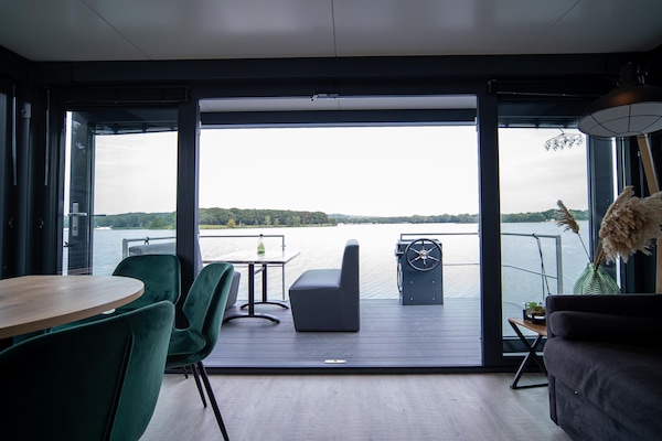 Comfortabele woonboot op de Mookerplas voor 4 personen met panoramisch uitzicht - thumbnail 6