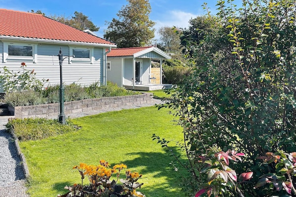 Ruim vakantiehuis voor 7 personen bij de zee in Kyrkesund, Tjörn - thumbnail 4