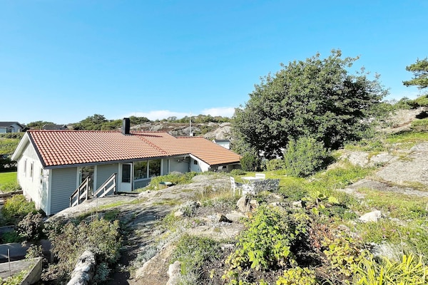 Ruim vakantiehuis voor 7 personen bij de zee in Kyrkesund, Tjörn - thumbnail 5