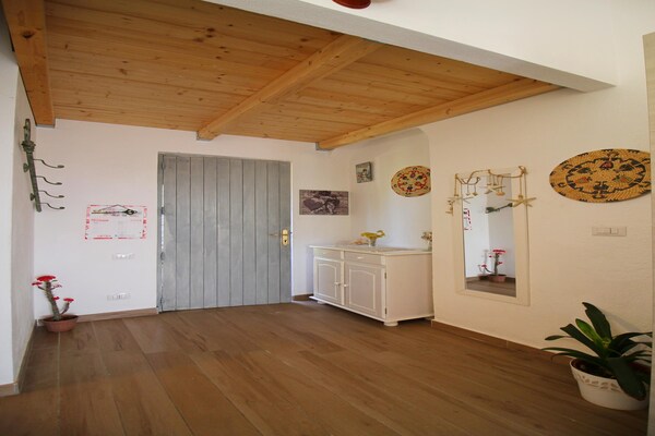Romantisch appartement met zeezicht in Costa Rei, 300m van strand - thumbnail 4