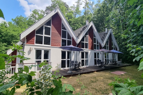 Familienhaus am Wald: Luxe vakantiehuis voor 14 personen aan de Scharmützelsee - thumbnail 6