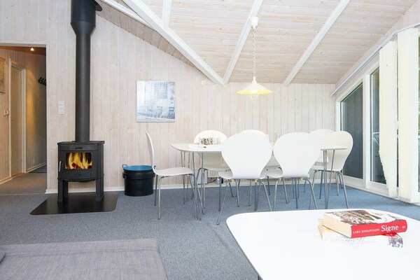 Sfeervol vakantiehuis in Fårvang met sauna en grote tuin - thumbnail 6