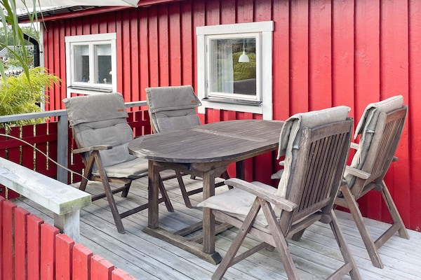 Zonovergoten vakantiehuis bij het strand van Sandviken, Sölvesborg - thumbnail 6