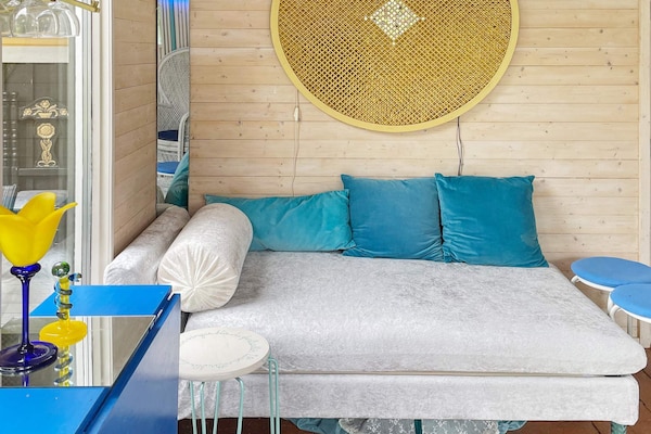 Knus Zweeds vakantiehuis met sauna, 50 meter van het meer - thumbnail 3