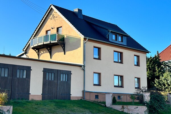 Ruim appartement in Stolpen met tuin en BBQ, vlakbij Dresden - thumbnail 3