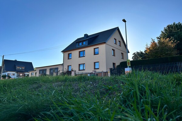 Ruim appartement in Stolpen met tuin en BBQ, vlakbij Dresden - thumbnail 2