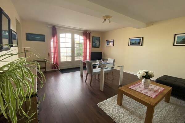 Charmant appartement aan zee in Loctudy met privétuin en panoramisch uitzicht - thumbnail 3