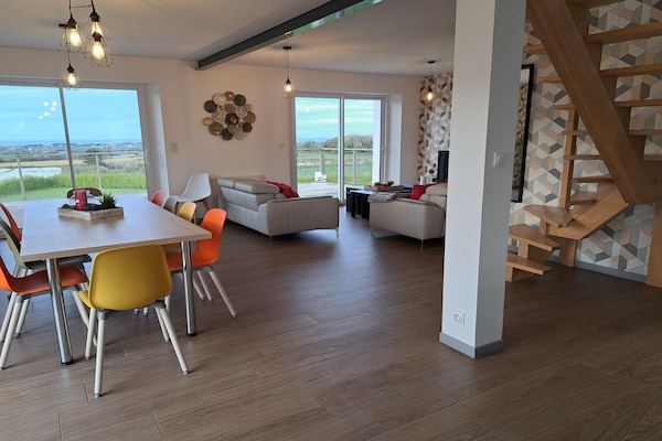 Vrijstaand vakantiehuis met panoramisch zeezicht voor 10 personen in Cléder - thumbnail 5