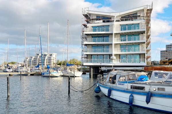 Modern appartement in Wendtorf met panoramisch uitzicht op de Oostzee · 3 slk - thumbnail 1