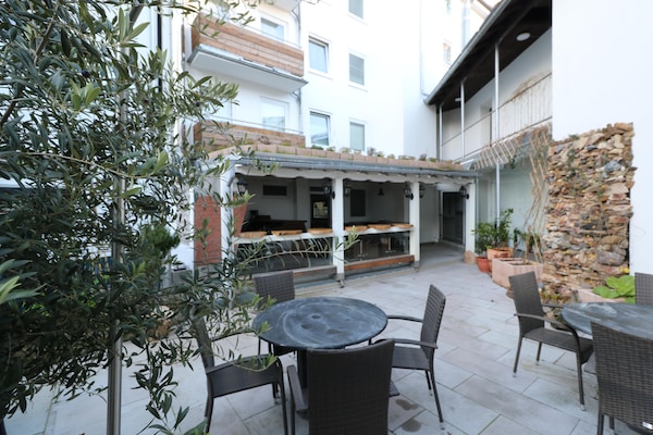 Modern appartement in Essen-City met terras en balkon - thumbnail 5