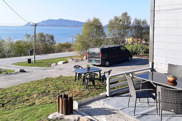Panoramavakantiehuis bij Åram met fjordzicht en privé sfeer - thumbnail 5