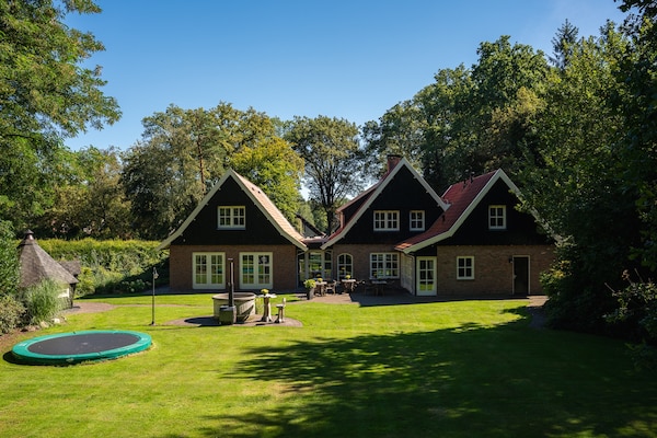 Het Landhuis: luxe groepsaccommodatie voor 20 personen in Twente - thumbnail 3