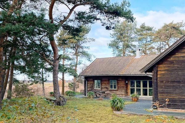 Authentiek Zweeds vakantiehuis aan de golfbaan, 1,2 km van zee - thumbnail 5