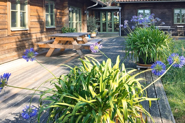 Authentiek Zweeds vakantiehuis aan de golfbaan, 1,2 km van zee - thumbnail 3