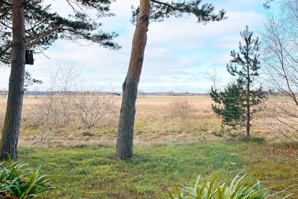 Authentiek Zweeds vakantiehuis aan de golfbaan, 1,2 km van zee - thumbnail 6
