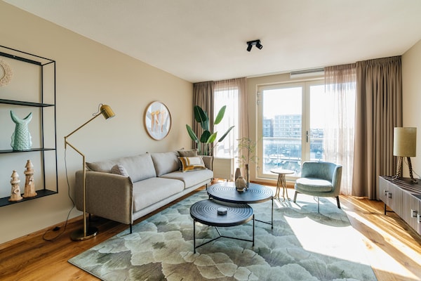 Modern appartement aan de haven van Scheveningen, 100m van de zee - thumbnail 1