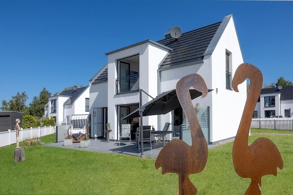 Luxe vakantiehuis aan de jachthaven van Peenemünde - thumbnail 1