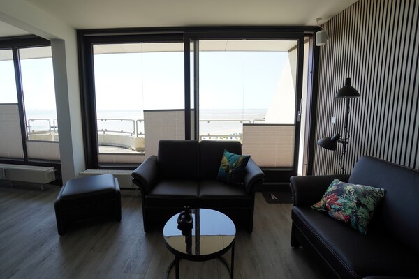 Penthouse met panoramisch balkon en zwembad op 130 meter van het strand - thumbnail 4