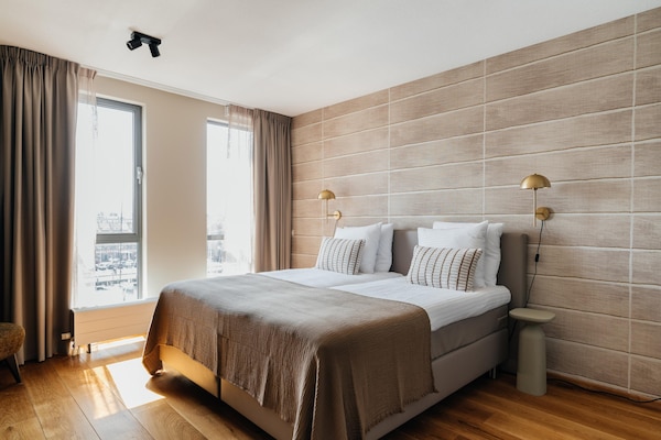 Stijlvol appartement aan de haven van Scheveningen, 900m van strand - thumbnail 4