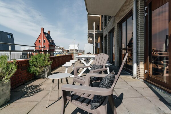 Stijlvol appartement aan de jachthaven van Scheveningen, 900m van zee - thumbnail 6