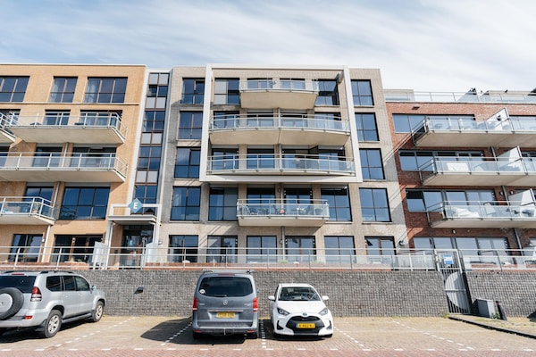 5-persoons appartement in Scheveningen op 900m van het strand · 5 pers. - thumbnail 1