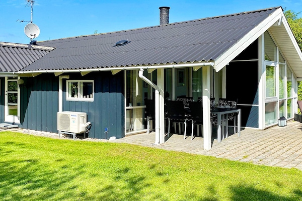 Licht vakantiehuis op 350 meter van het strand in Nordborg - thumbnail 1