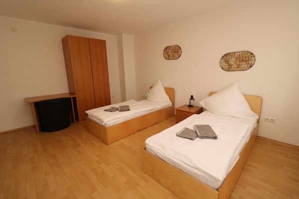 Modern appartement met tuin op 3 km van Essen centrum, ideaal voor beursbezoek - thumbnail 2